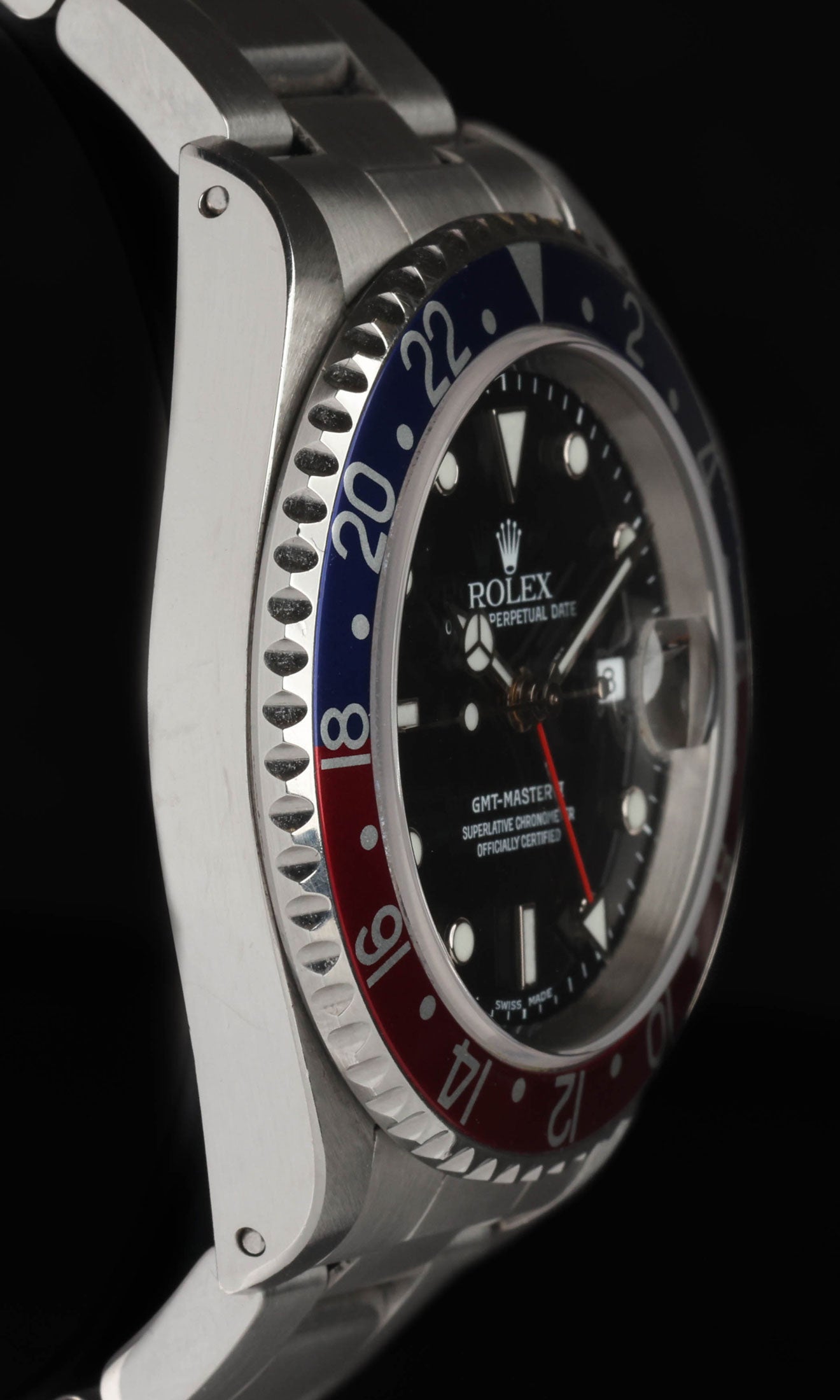 Pre-owned vintage Rolex GMT Master II 16710 'Pepsi' 40MM 1999 Box & Papers | Crown Vintage Watches