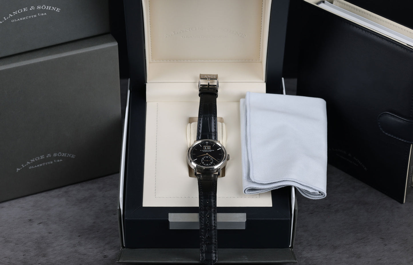 Vintage A.Lange & Sohne 38MM Saxonia Outsize Date 381.029 | 2019 | Crown Vintage Watches