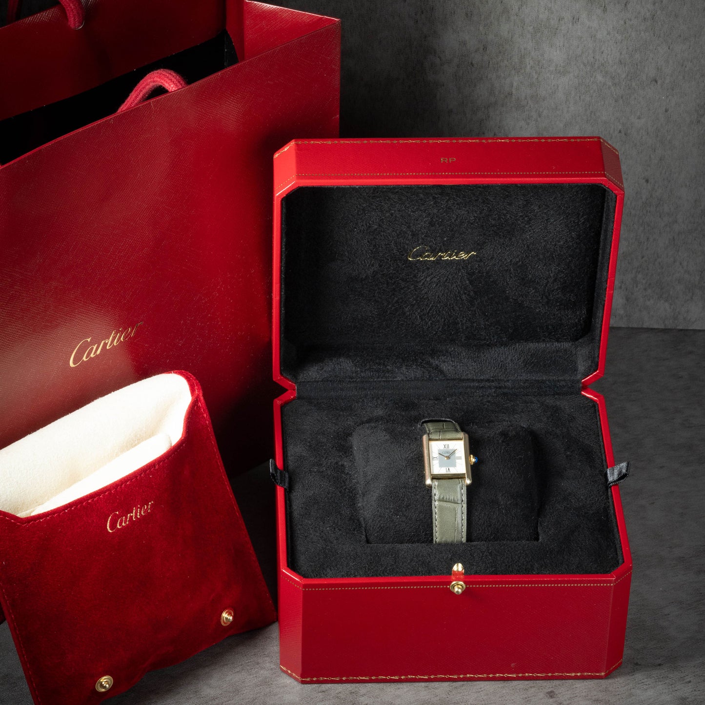 Preowned vintage Cartier Tank Must ‘Vermeil’ 5057001 22x29mm Circa 1990s Box & Pouch | Crown Vintage Watches