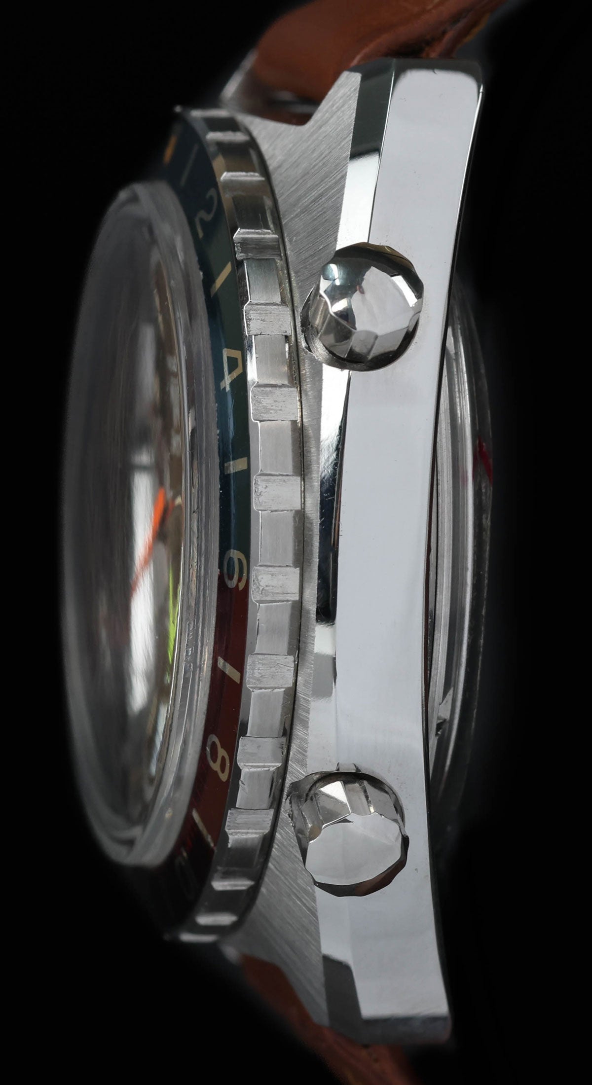 Pre-owned vintage Heuer Autavia 1163 GMT - Mark 2 'Red Needles' Tropical Dial 42mm Circa 1970s | Crown Vintage Watches