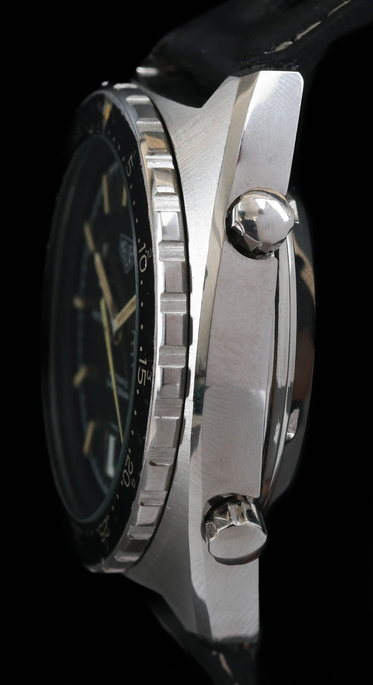 Pre owned vintage Heuer Autavia ref 15630 42mm 1972 | Crown Vintage Watches