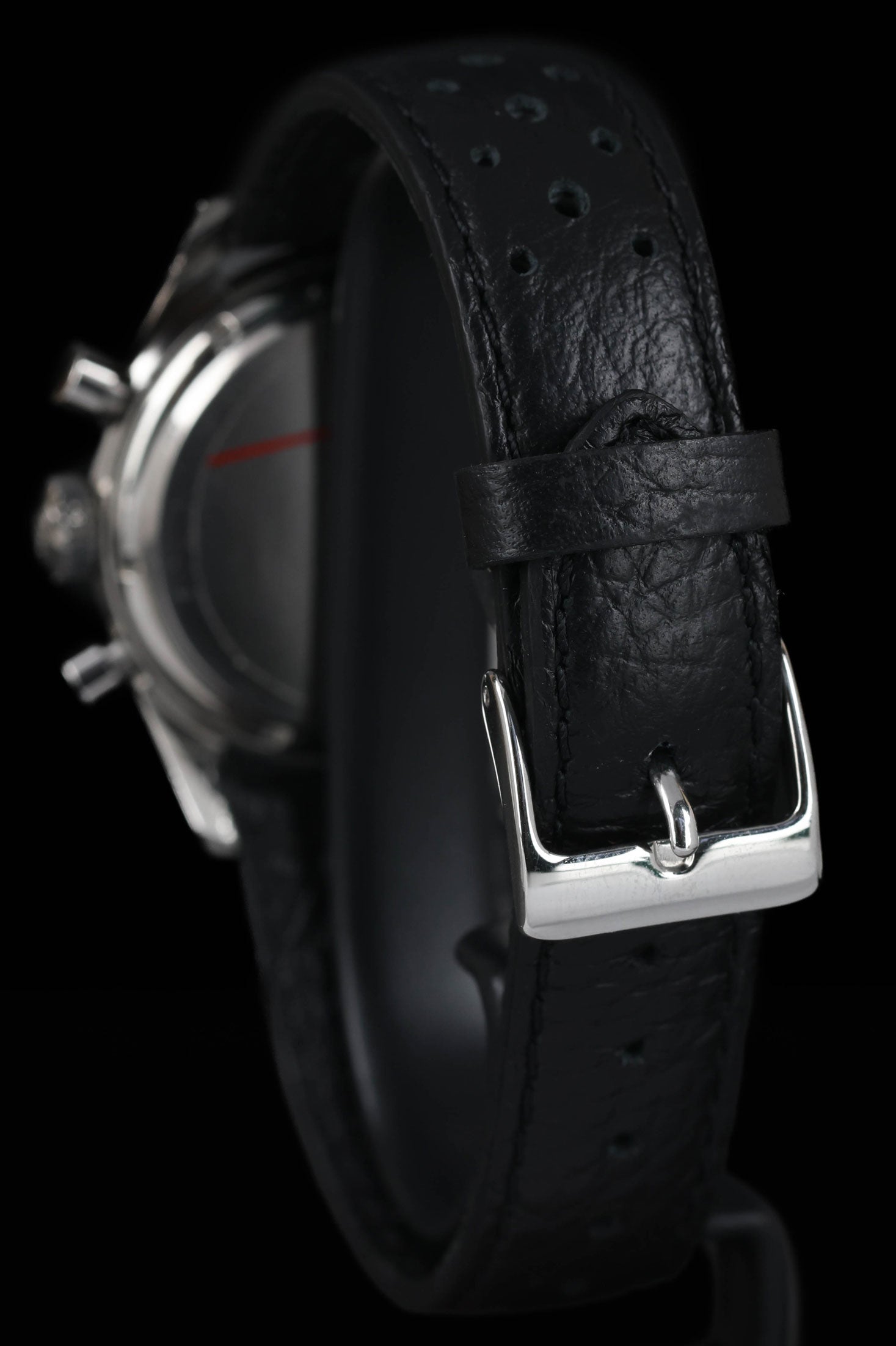 Pre-owned vintage Heuer Carrera 2447T White Dial 36mm 1960s | Crown Vintage Watches