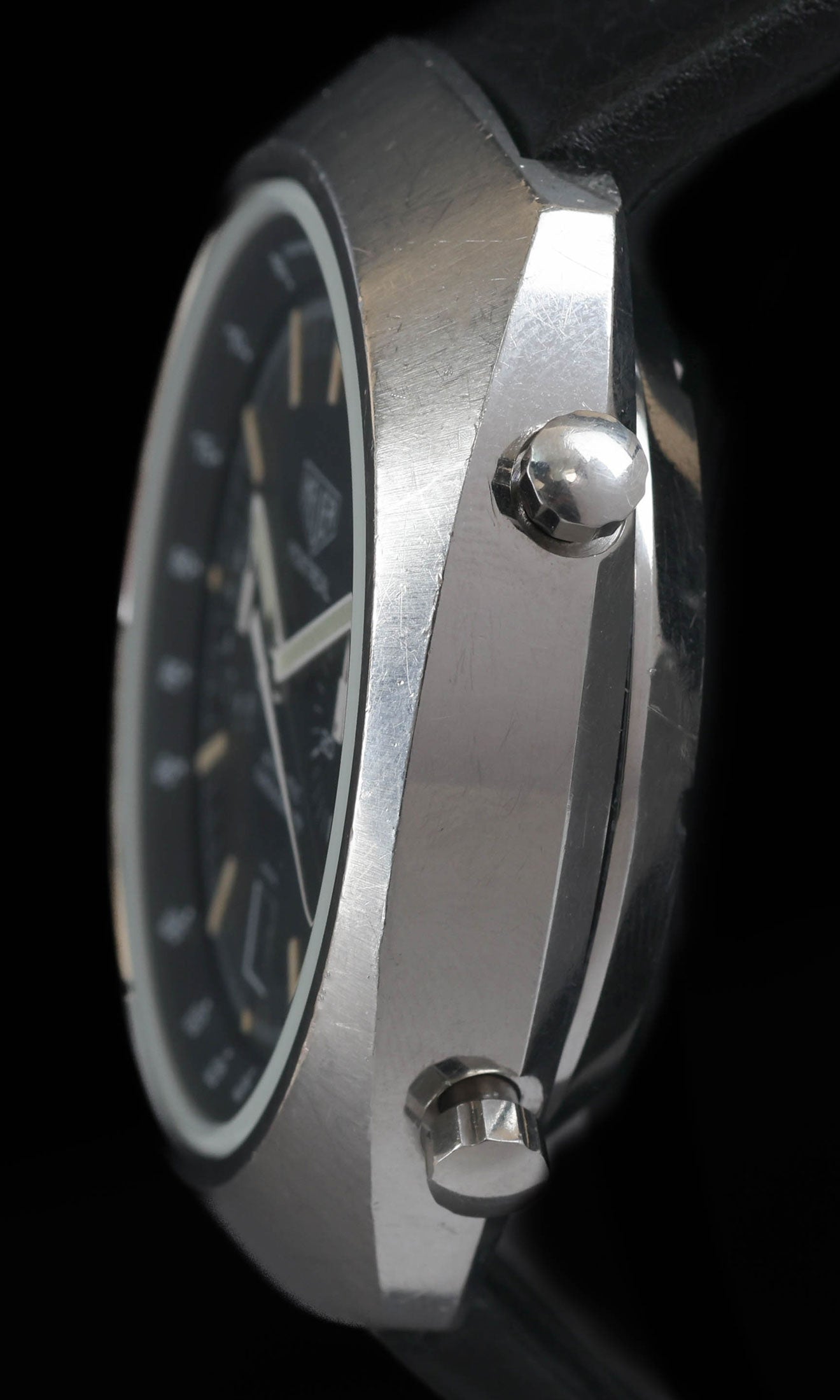 Pre-owned vintage Heuer Montreal Ref 110.503 42mm 1970s | Crown Vintage Watches