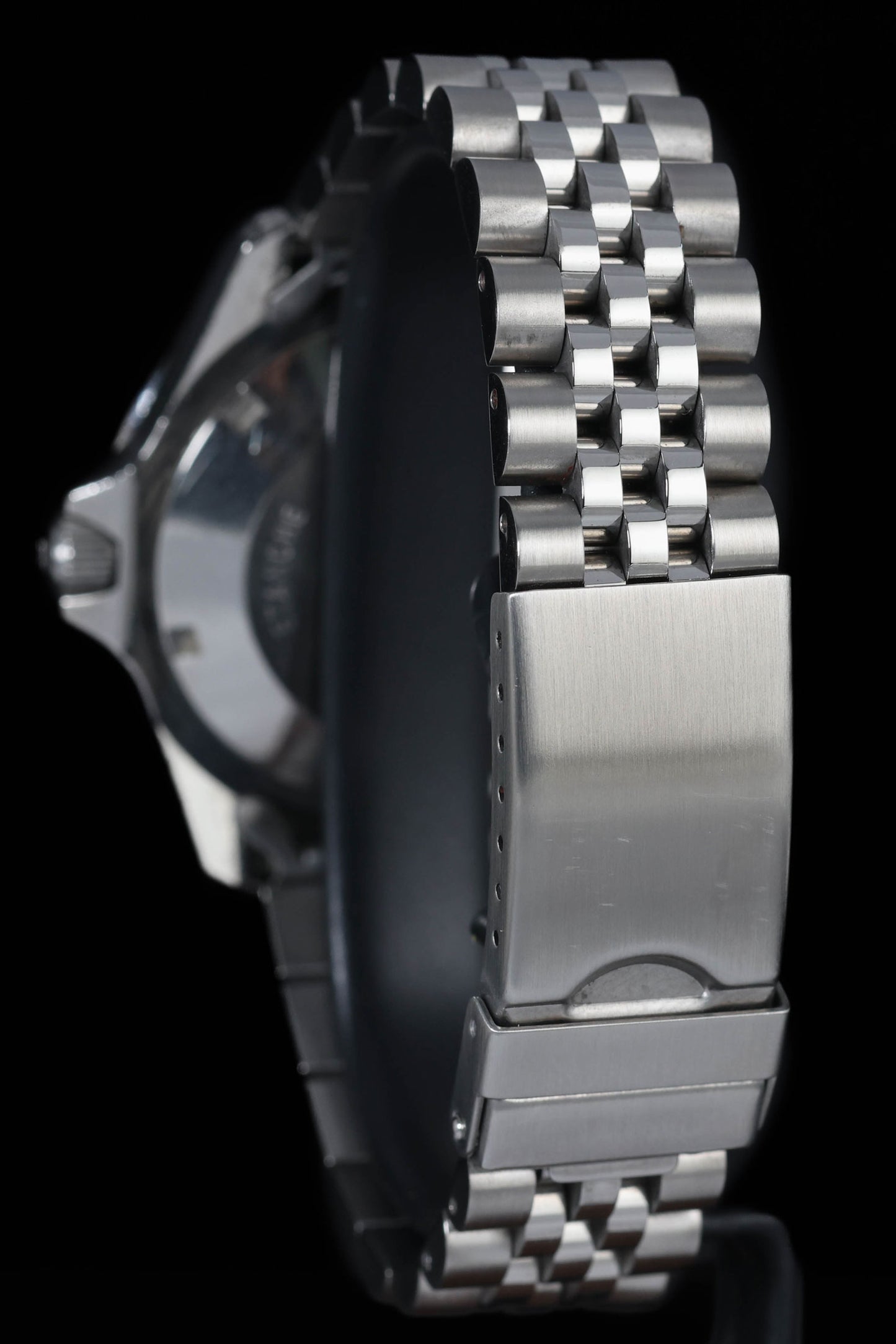 Pre-owned vintage Heuer Professional Diver 1000 Ref 980.013 36MM Circa 1980s | Crown Vintage Watches