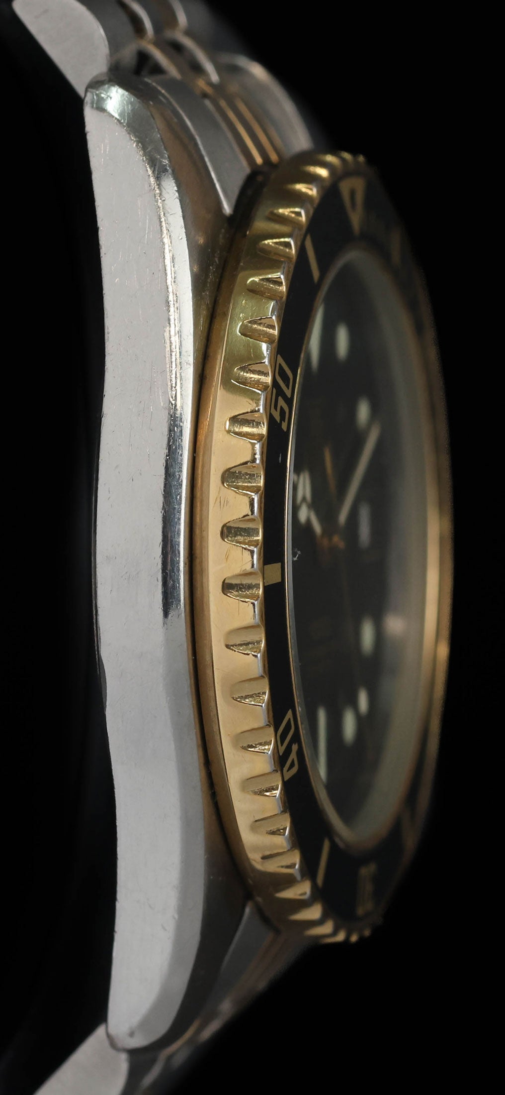 Pre-owned vintage Heuer Professional Diver 1000 Ref 980.020L Two-Tone 36MM Circa 1980s | Crown Vintage Watches