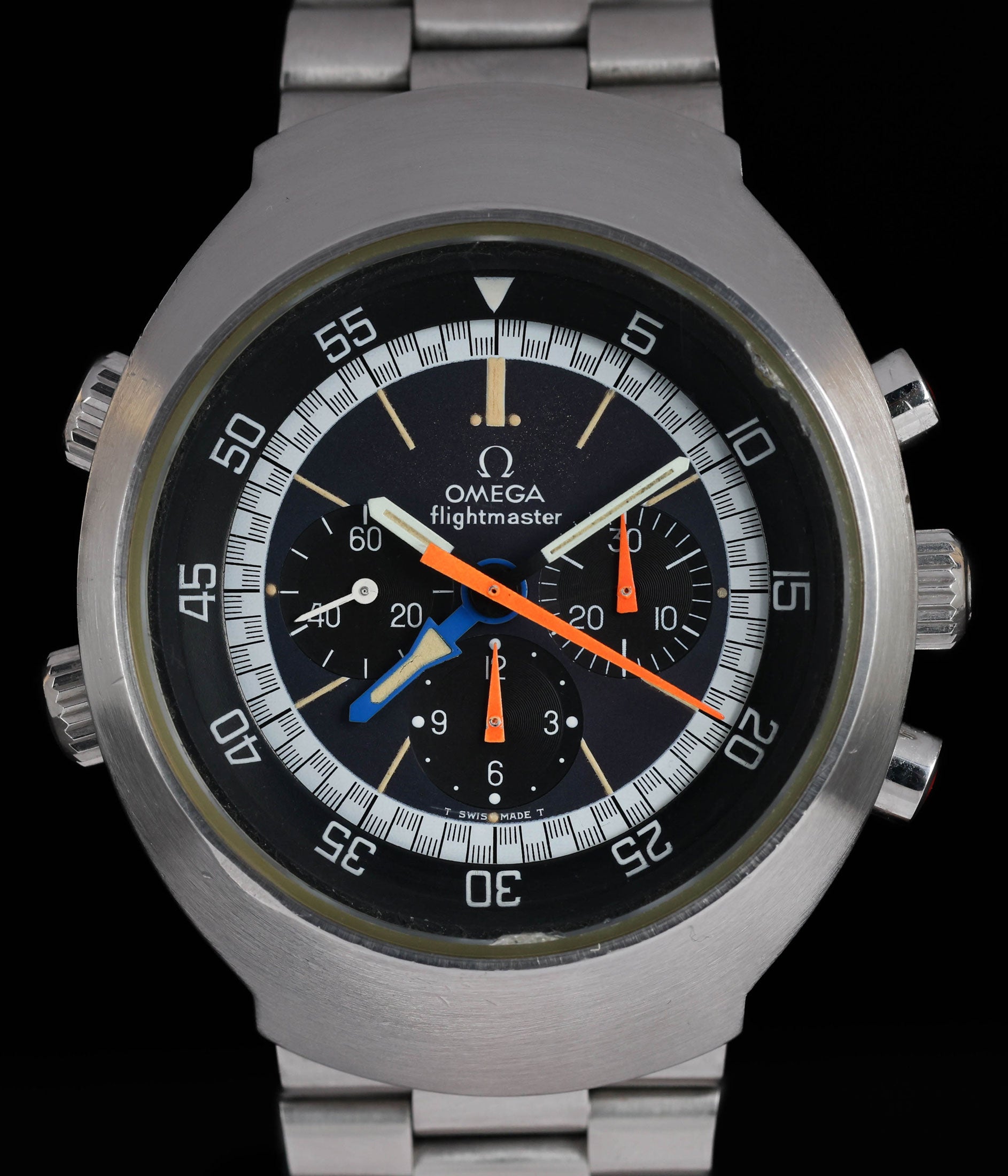 Pre-owned vintage Omega  Flightmaster 43MM 145.026 | 1975 | Crown Vintage Watches