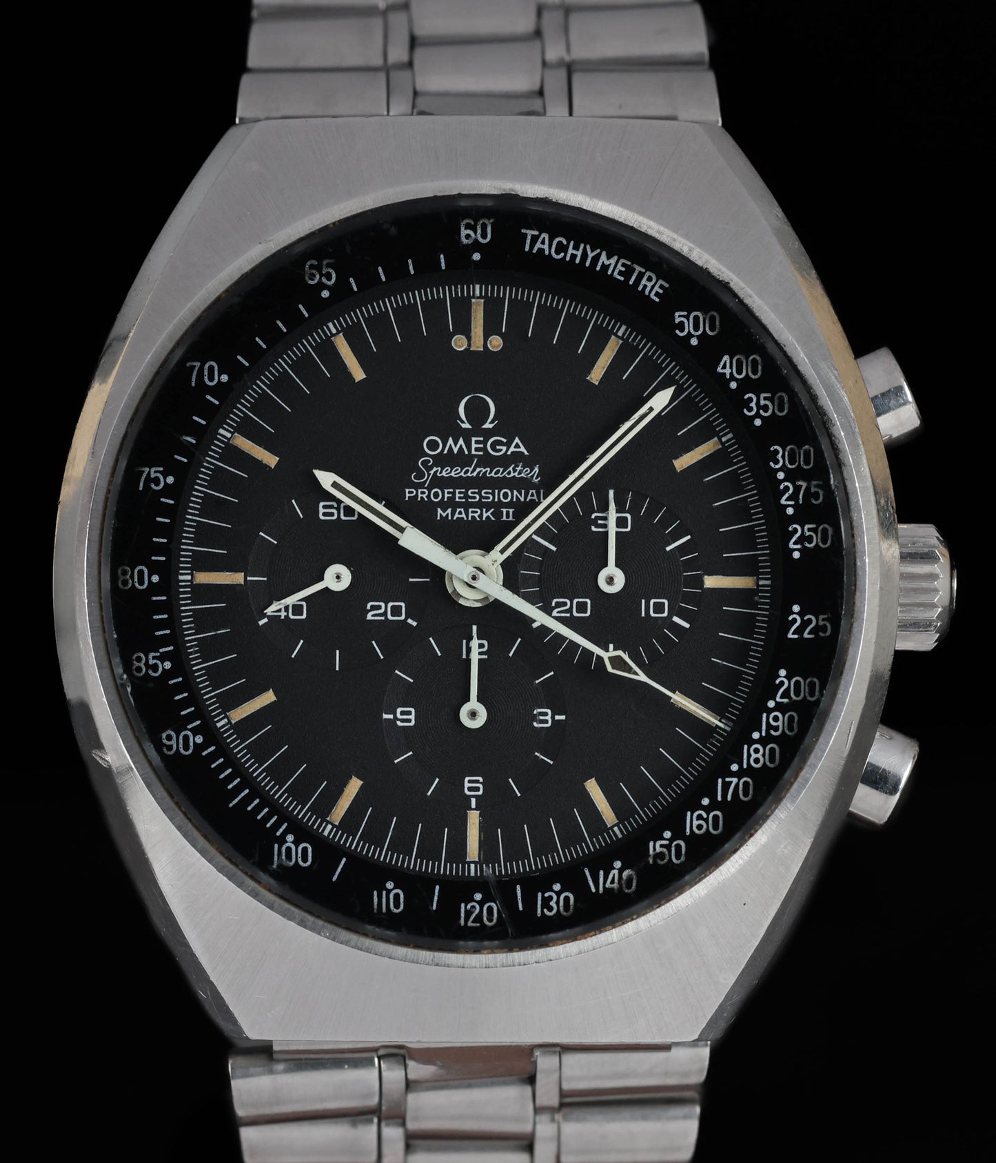 Pre-owned vintage Omega Speedmaster Mark II Ref. 145.014 42MM CIRCA 1973 | Crown Vintage Watches