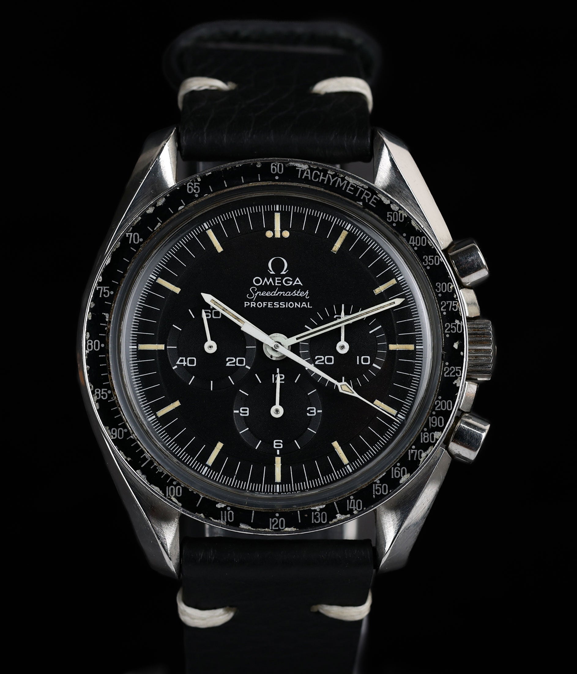 Vintage Omega Speedmaster Professional Apollo 11 42MM 145.022-69 1975 | Crown Vintage Watches
