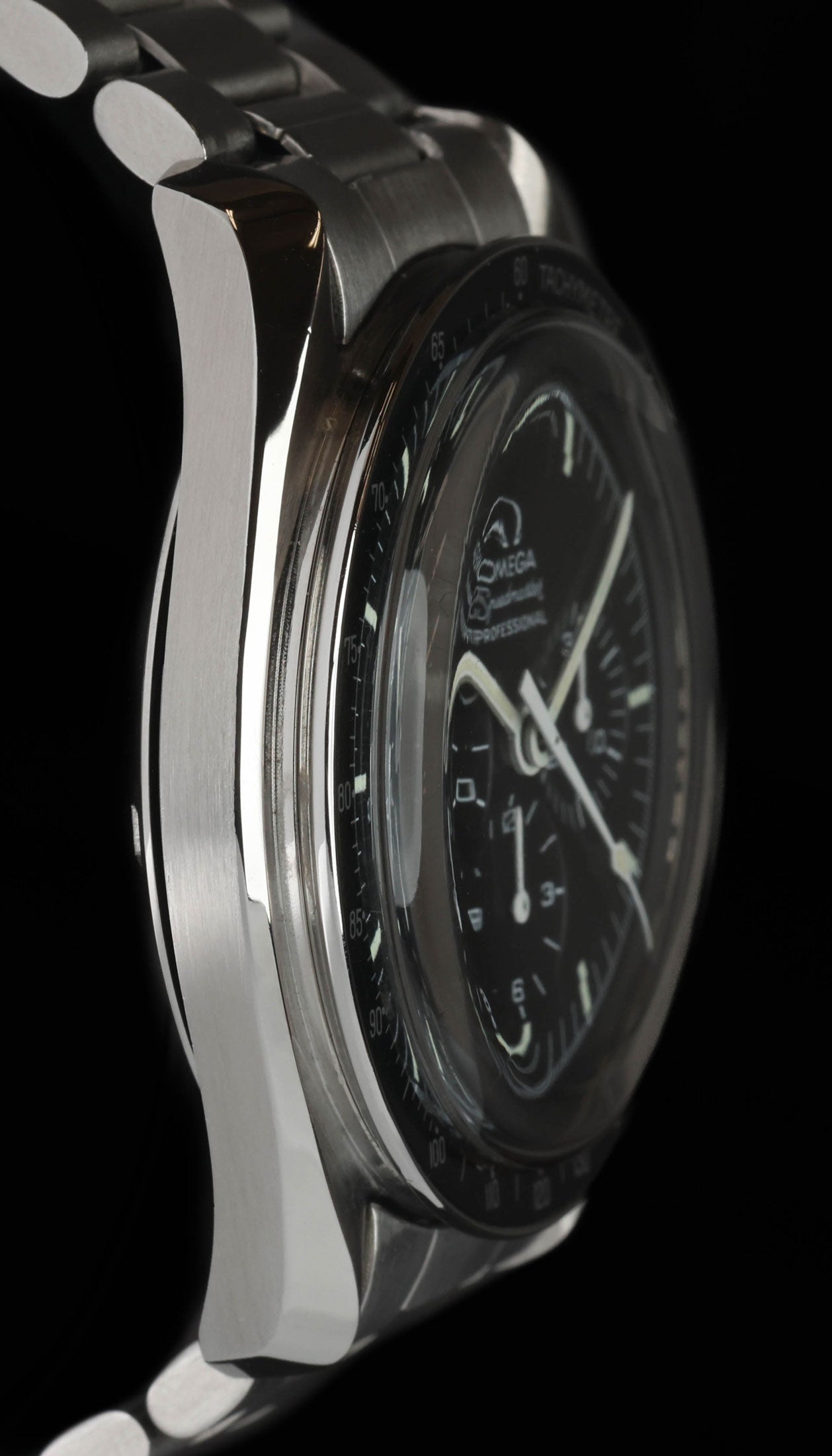 Pre-owned vintage Omega Speedmaster Professional 'Straight Writing' 145.022-69ST 42mm Circa 1971 | Crown Vintage Watches