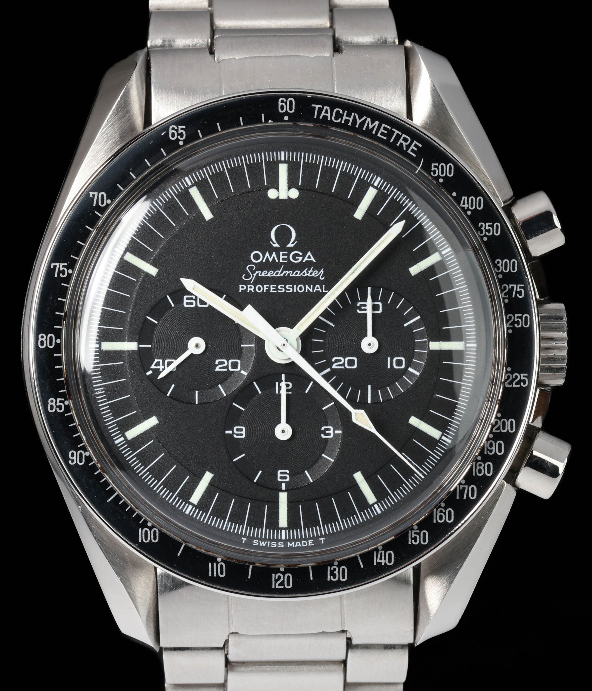 Pre-owned vintage Omega Speedmaster Professional 'Straight Writing' 145.022-69ST 42mm Circa 1971 | Crown Vintage Watches
