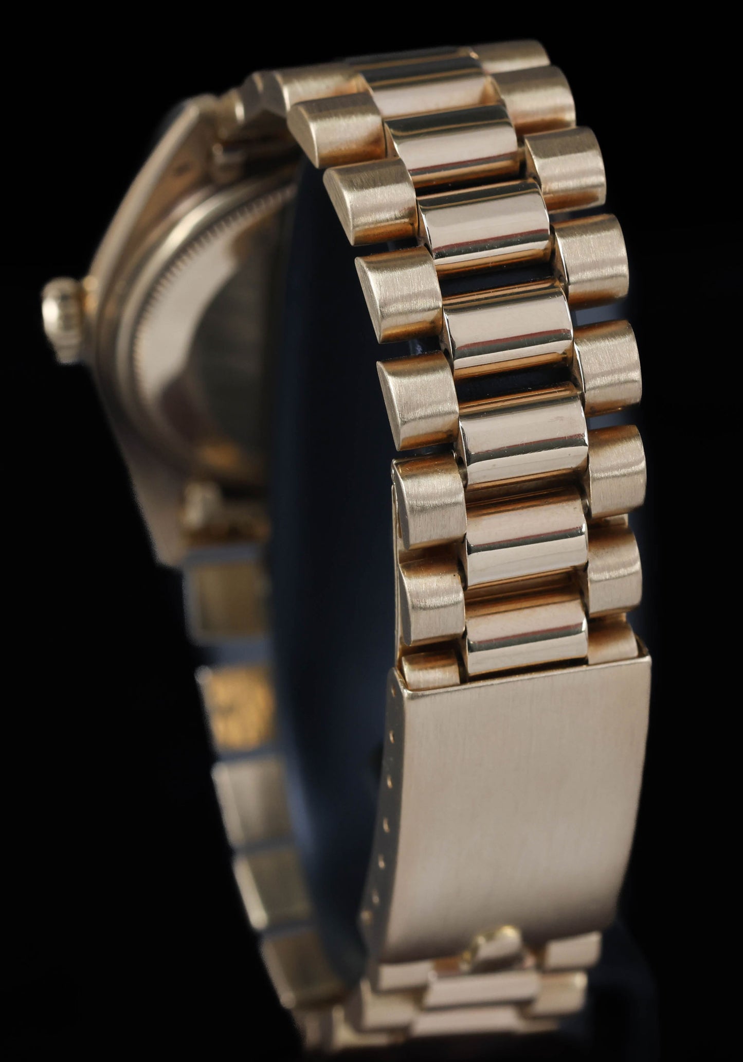 Pre-owned vintage Rolex Day-Date 1803 18K Yellow Gold 36MM 1974 | Crown Vintage Watches