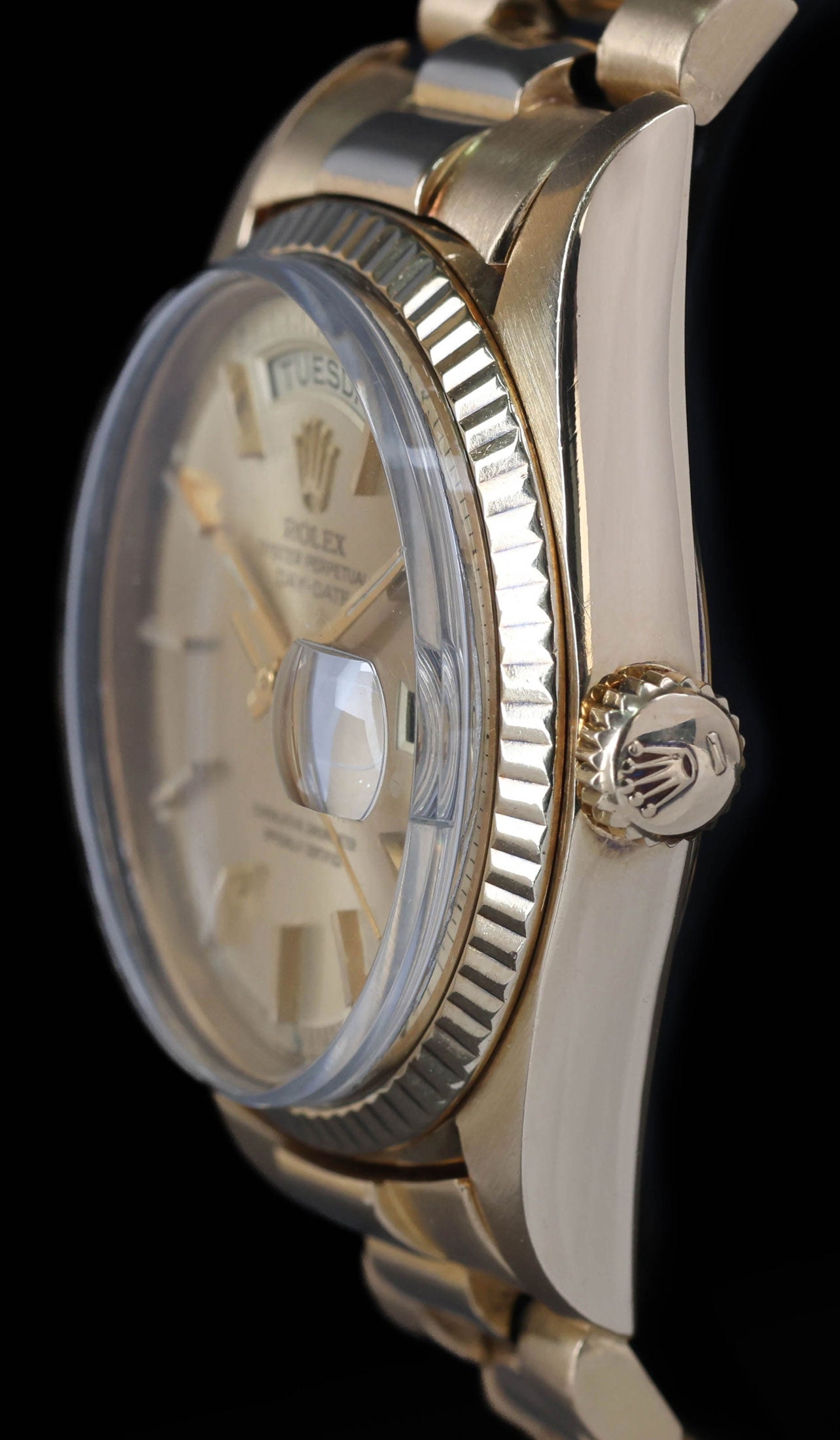 Pre-owned vintage Rolex Day-Date 1803 18K Yellow Gold 36MM 1974 | Crown Vintage Watches