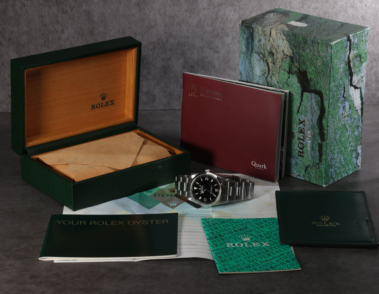 Pre-owned vintage Rolex Explorer I 114270 36mm 2004 Box & Papers | Crown Vintage Watches
