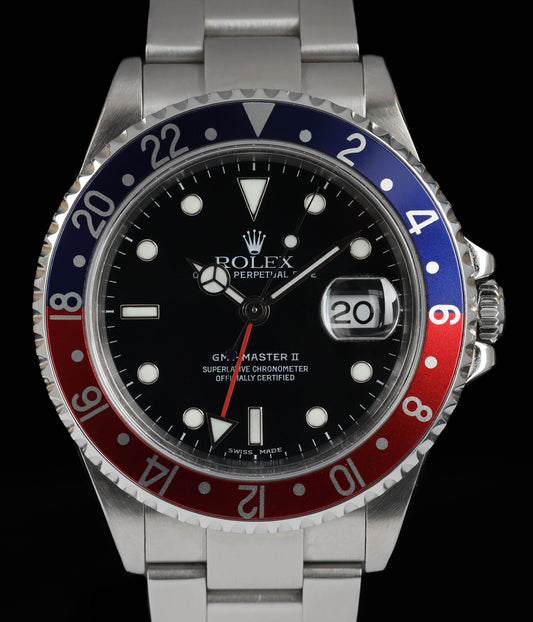 Pre-owned vintage Rolex GMT Master II 16710 Pepsi 40MM 2005 Box + Horologist Certificate | Crown Vintage Watches