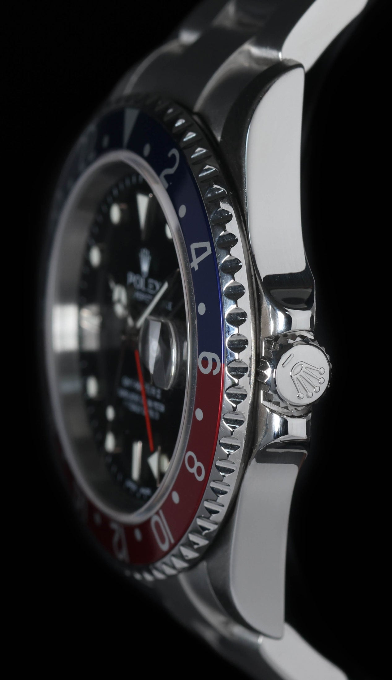 Pre-owned vintage Rolex GMT Master II 16710 T 40mm 'Pepsi' 2003 | Crown Vintage Watches