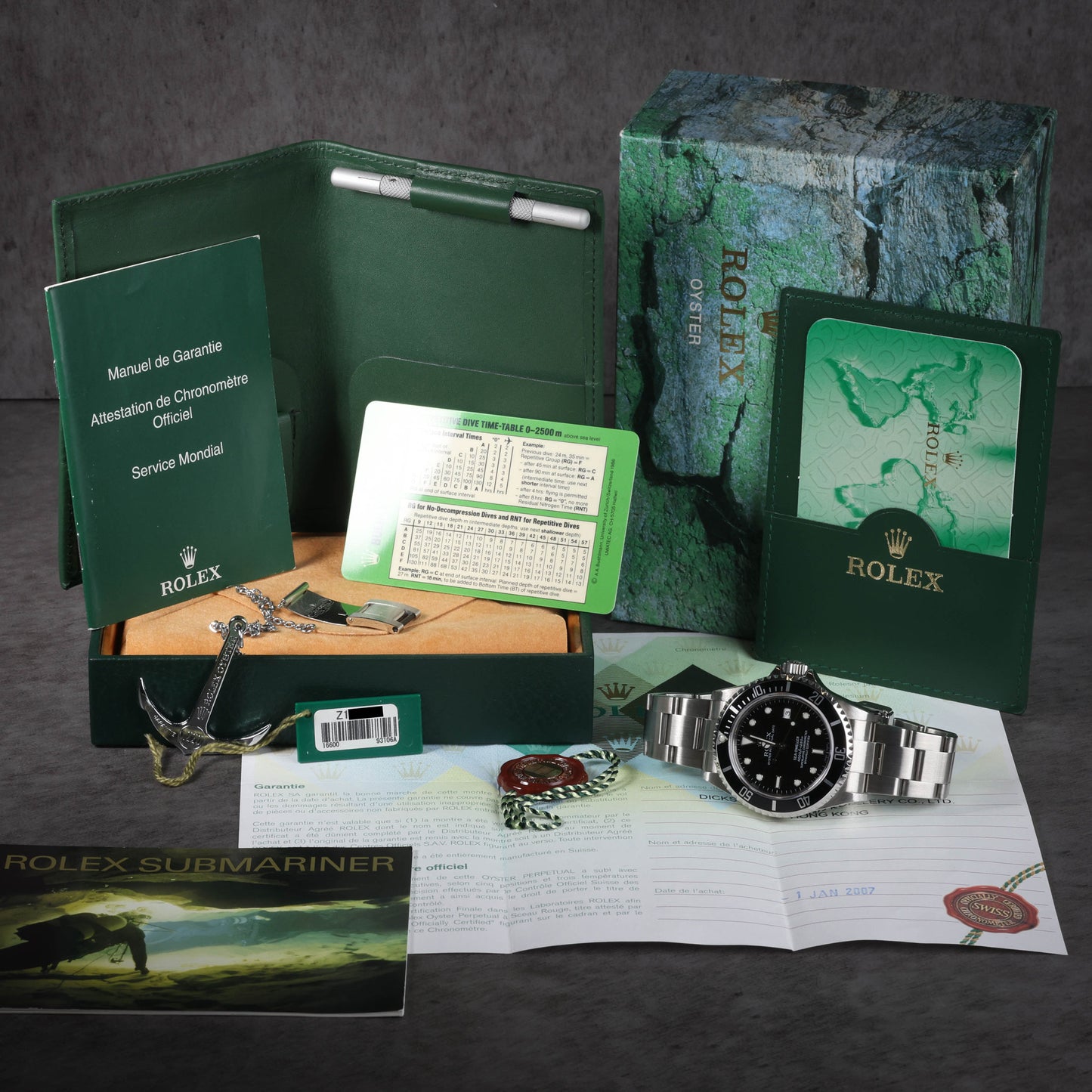Preowned vintage Rolex Sea-Dweller 4K 16600 40MM 2007 Full Set | Crown Vintage Watches