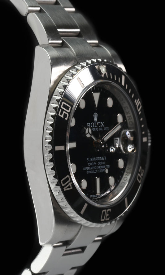 Pre-owned vintage Rolex Submariner Date 116610LN 40MM 2010 Box & Papers | Crown Vintage Watches