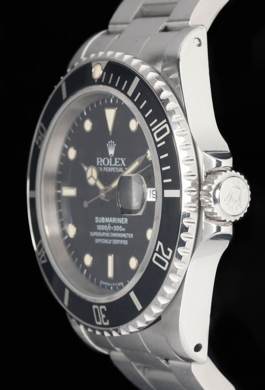 Preowned vintage Rolex Submariner Date 16610 40mm 1991 | Crown Vintage Watches