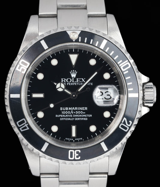 Preowned vintage Rolex Submariner Date 16610 40mm 2001 Box & Papers | Crown Vintage Watches