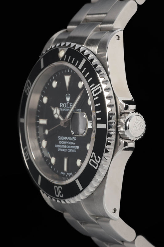 Preowned vintage Rolex Submariner Date 16610 40mm 2002 Box & Papers | Crown Vintage Watches