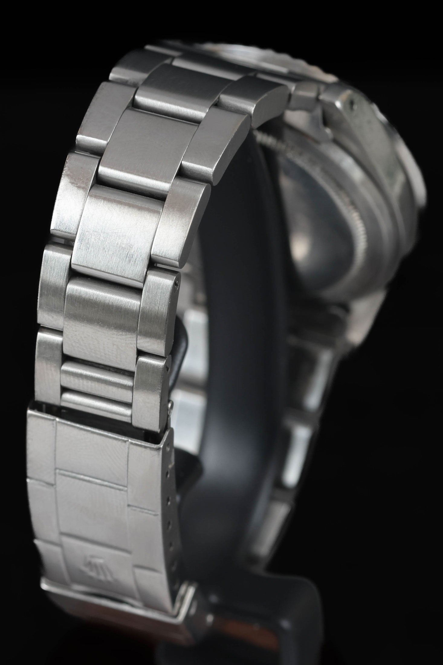 Pre-owned vintage Rolex Submariner Date 1680 Ghost Bezel 40MM 1979 | Crown Vintage Watches