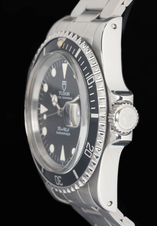 Preowned vintage Tudor Submariner 79090 Black 39mm 1989 | Crown Vintage Watches