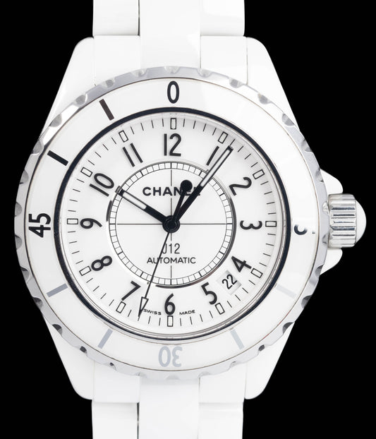 Preowned vintage Chanel J12 H0970 38mm Circa 2010s | Crown Vintage Watches