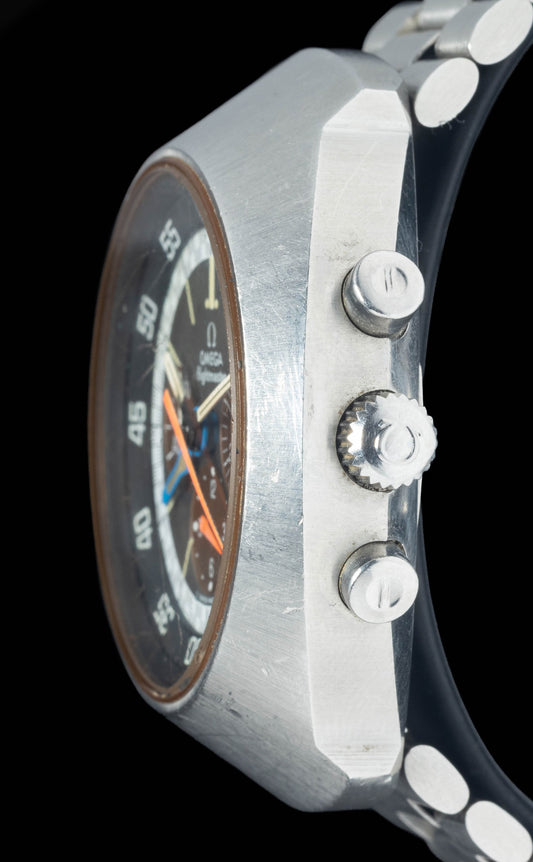 Preowned vintage Omega Flightmaster 145.026 'Tropical' 44mm Circa 1970s | Crown Vintage Watches