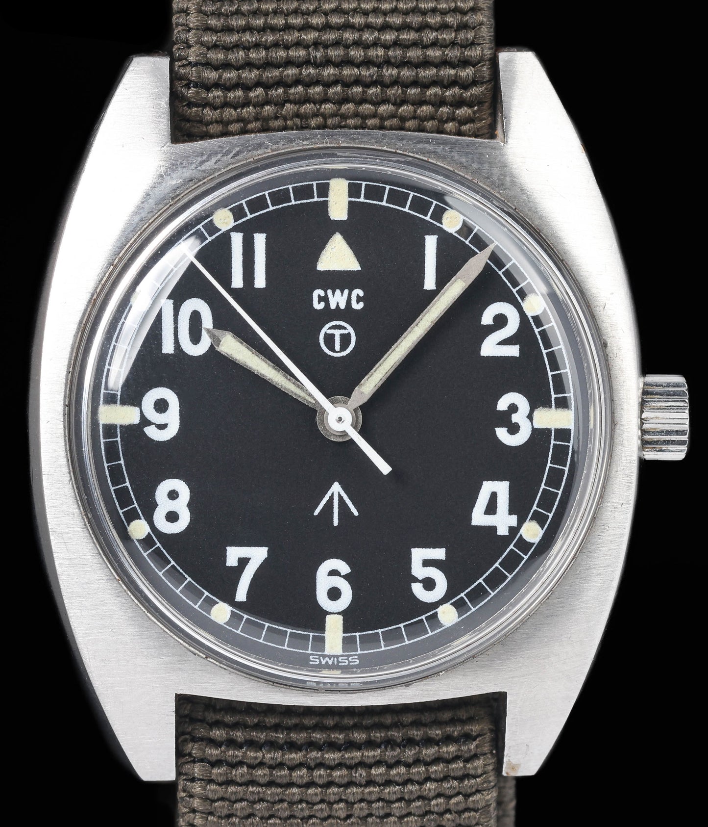 Preowned vintage CWC W10 British Military Watch 36mm 1976| Crown Vintage Watches