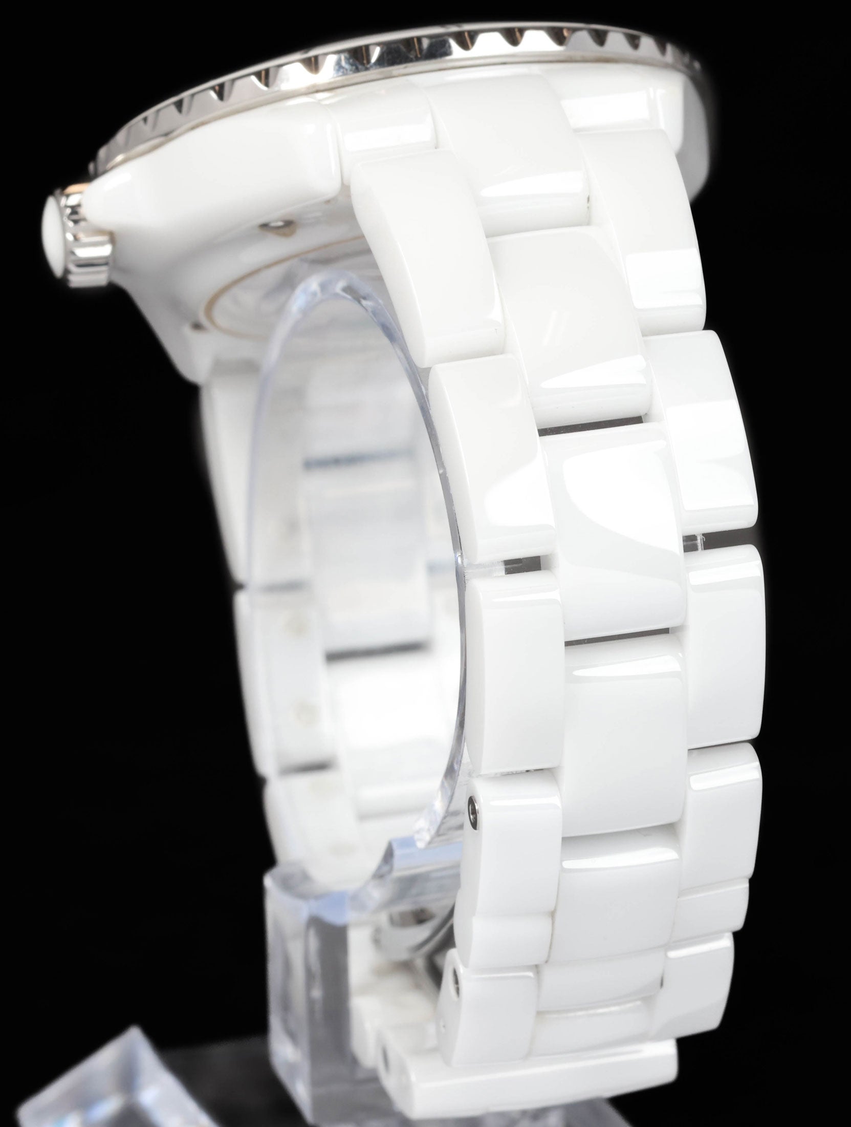 Preowned Chanel J12 H5700 38mm 2020s | Crown Vintage Watches