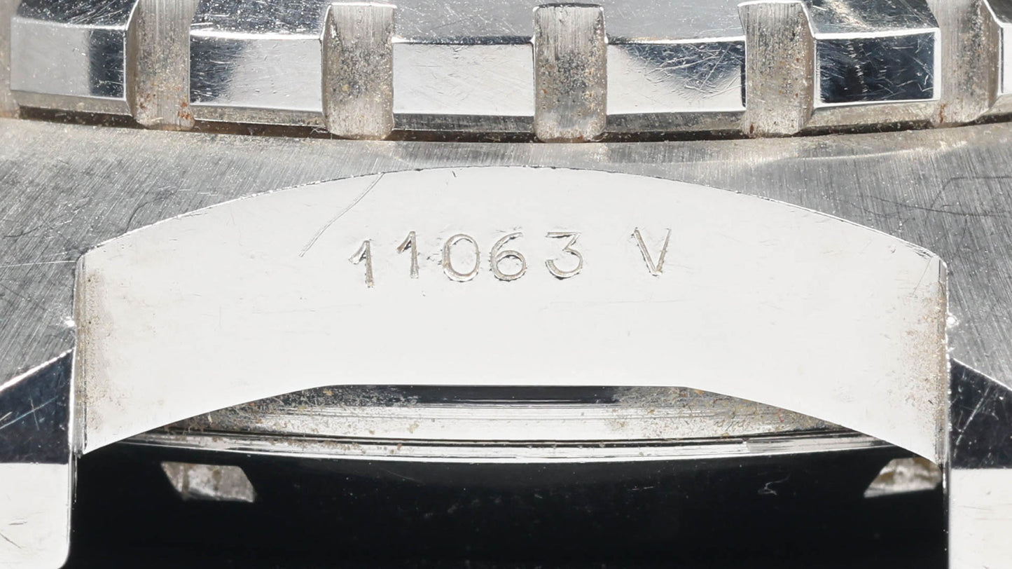 Preowned vintage Heuer Autavia 11063P 'Diver' 42mm 1983 | Crown Vintage Watches