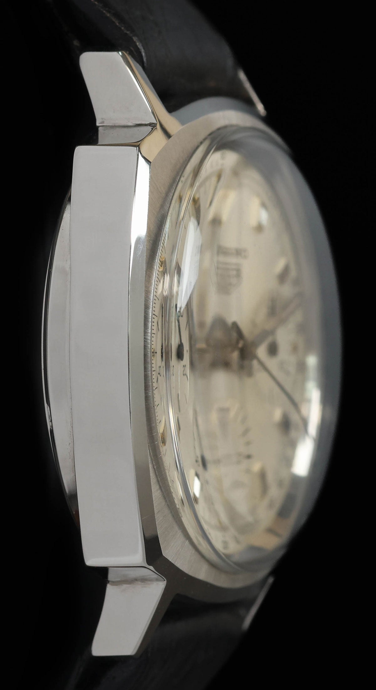 Pre-owned vintage Heuer Camaro 7220 T 'First execution' 37mm 1968 | Crown Vintage Watches