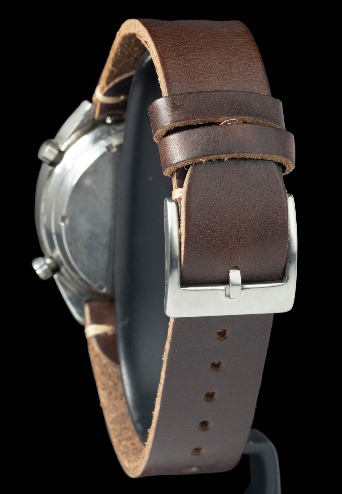 Preowned vintage Heuer Carrera 1553 'Tropical' 39mm Circa 1970s | Crown Vintage Watches