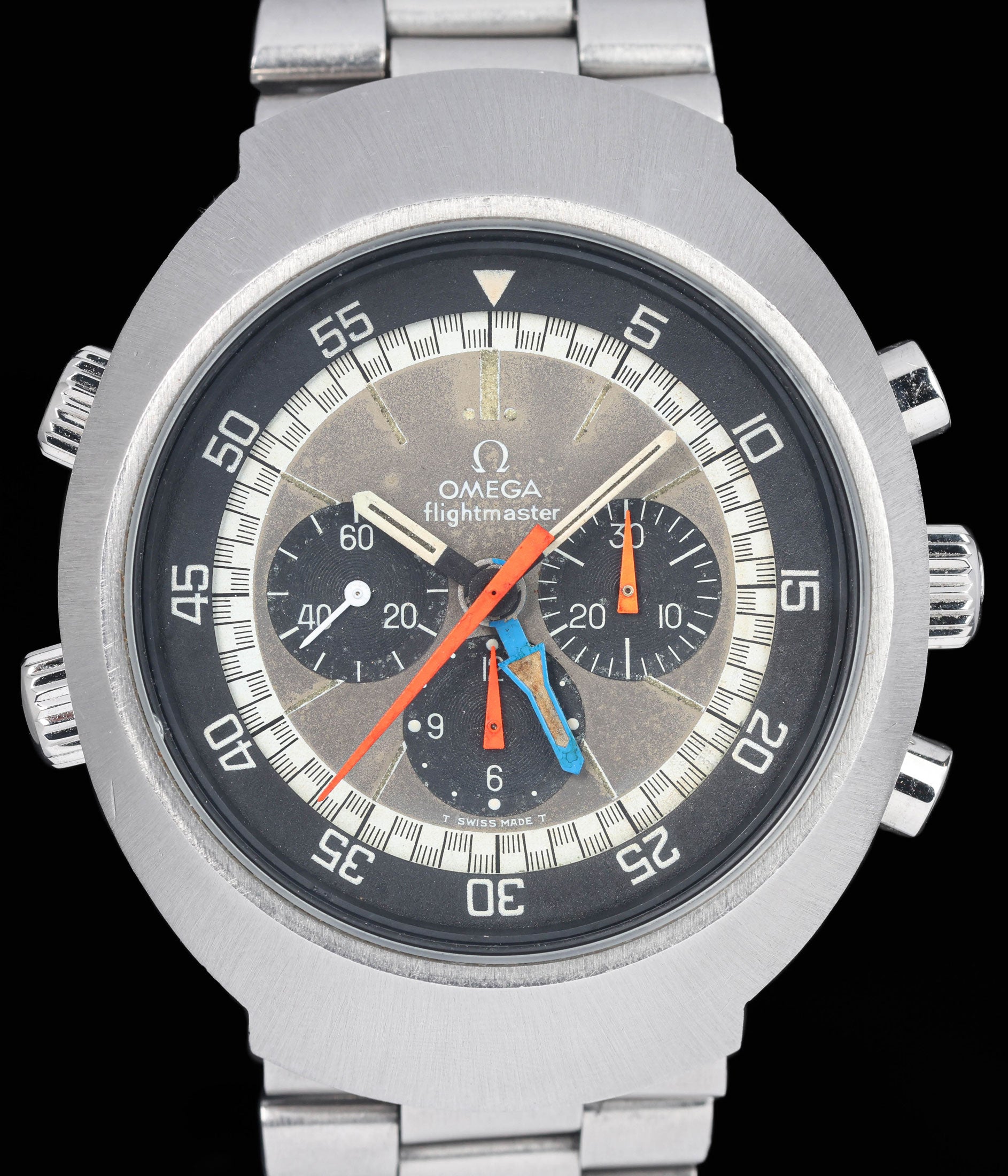 Preowned vintage Omega Flightmaster 145.026 44mm Circa 1970s | Crown Vintage Watches