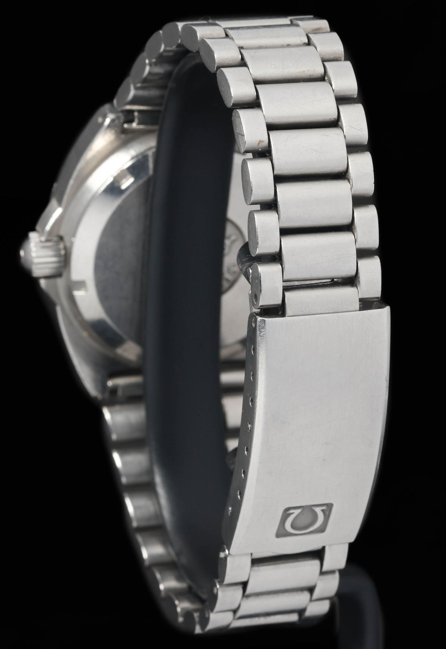 Preowned vintage Omega Seamaster 120 'Baby PloProf' 166.0250 40mm Circa 1974 | Crown Vintage Watches