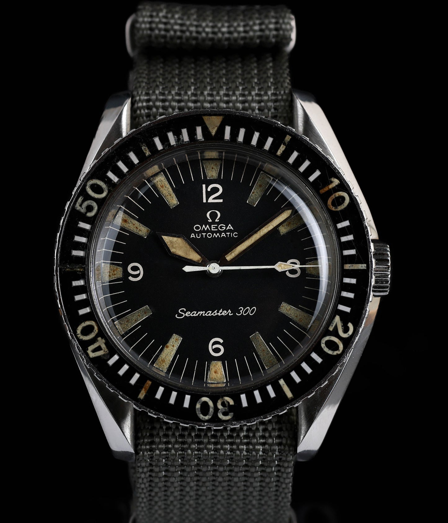 Omega Seamaster 300 41MM 165.024 1968 | Crown Vintage Watches