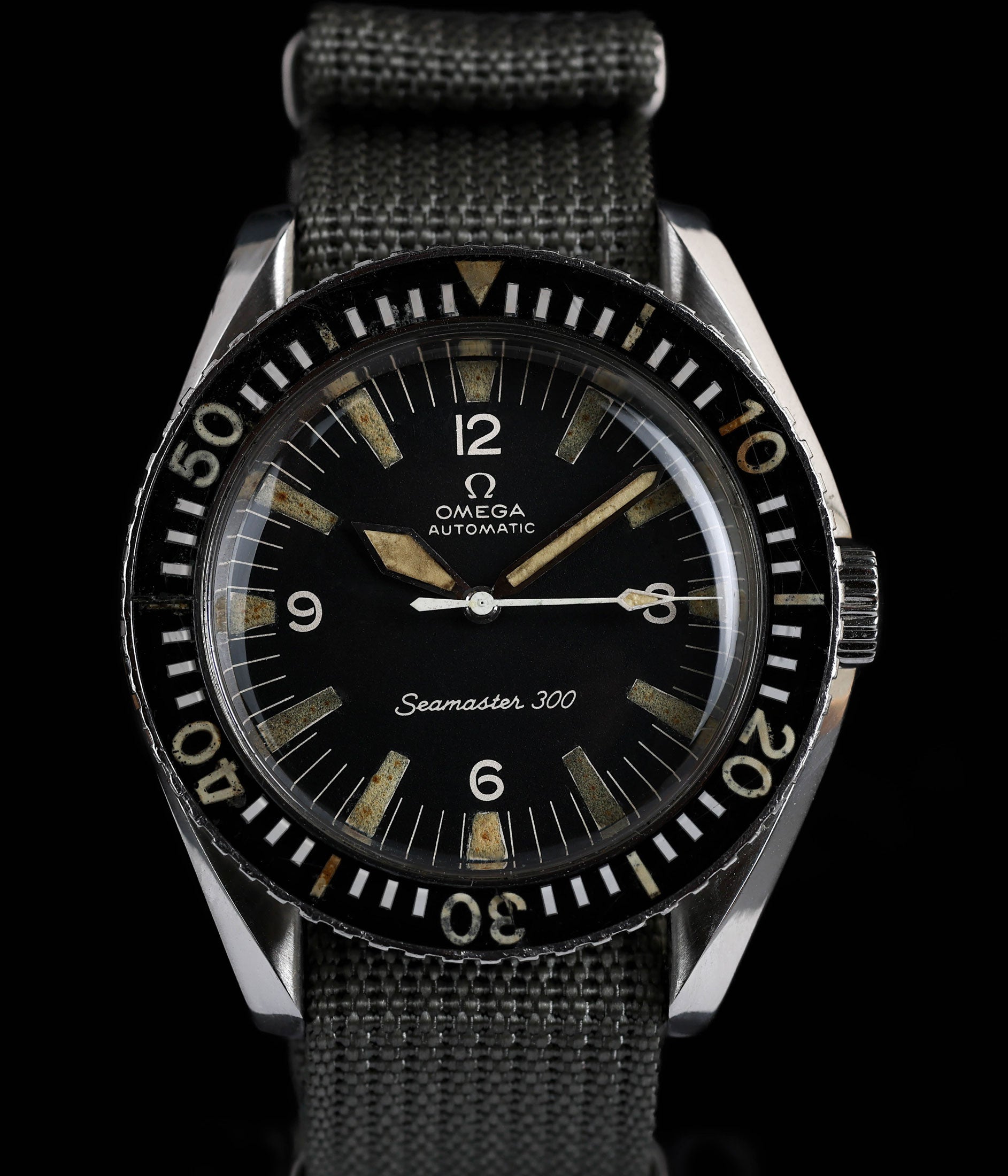 Omega Seamaster 300 41MM 165.024 1968 | Crown Vintage Watches