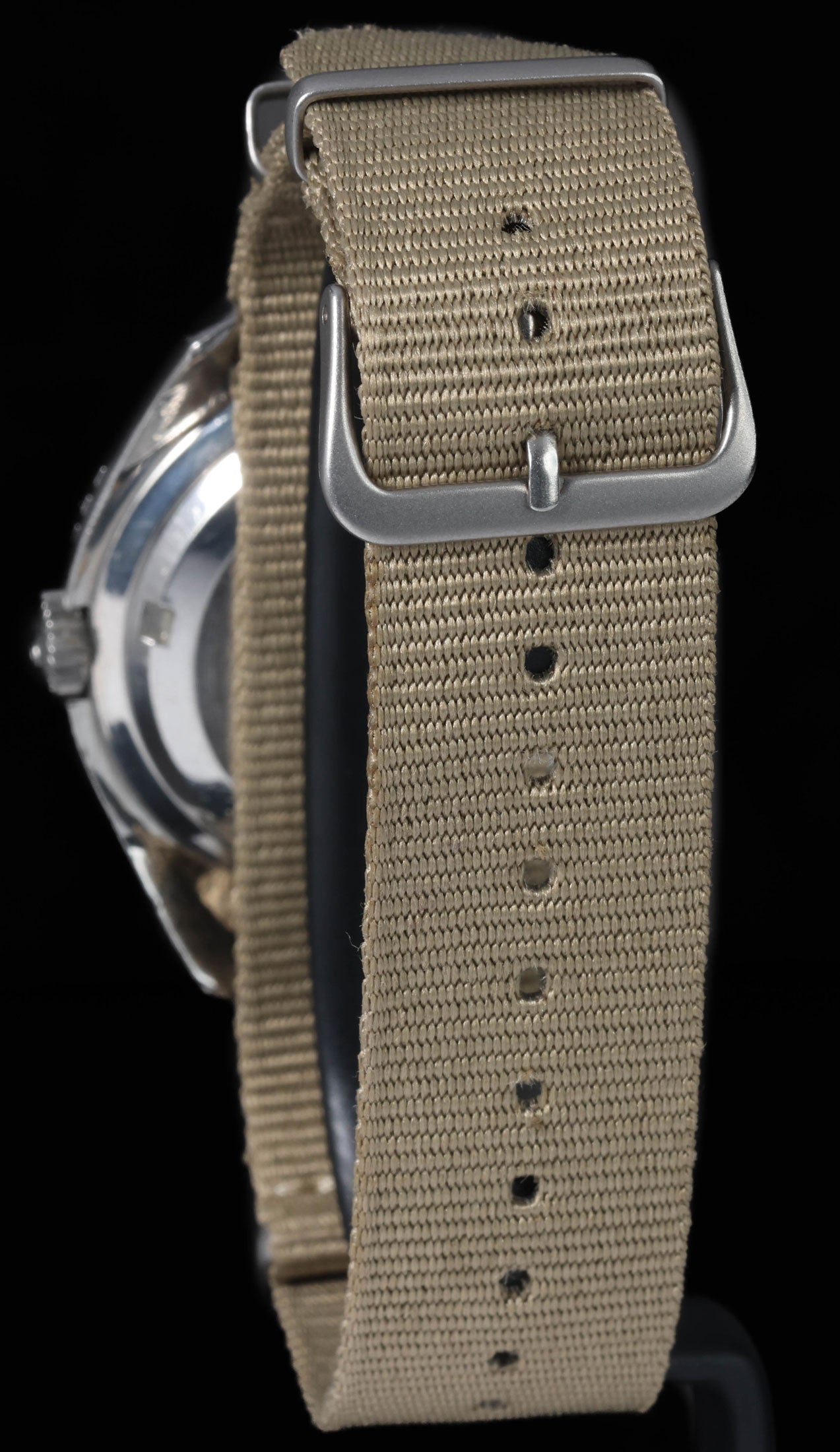 Pre-owned vintage Omega Seamaster 300 42mm 165.024 1965 Service Papers | Crown Vintage Watches