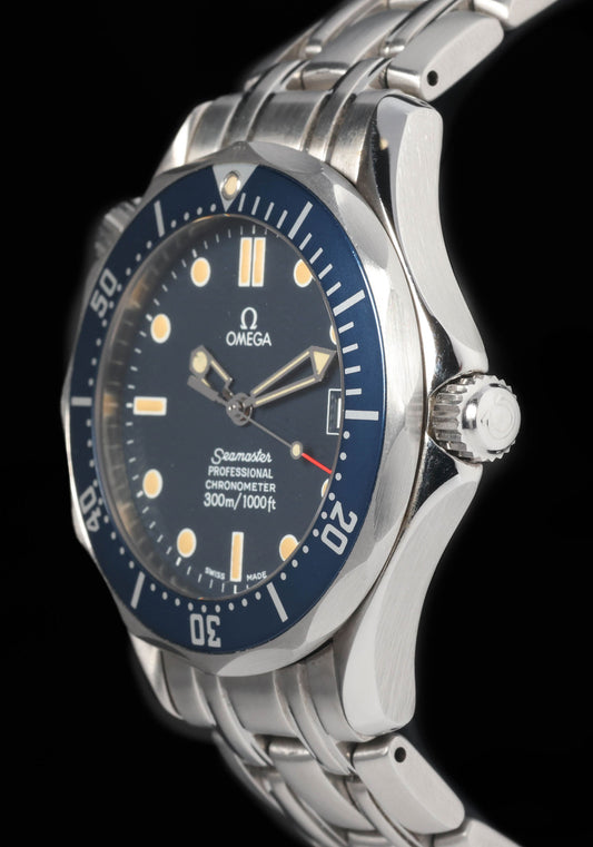 Preowned vintage Omega Seamaster 300 Automatic 2551.80 36mm 1990s | Crown Vintage Watches