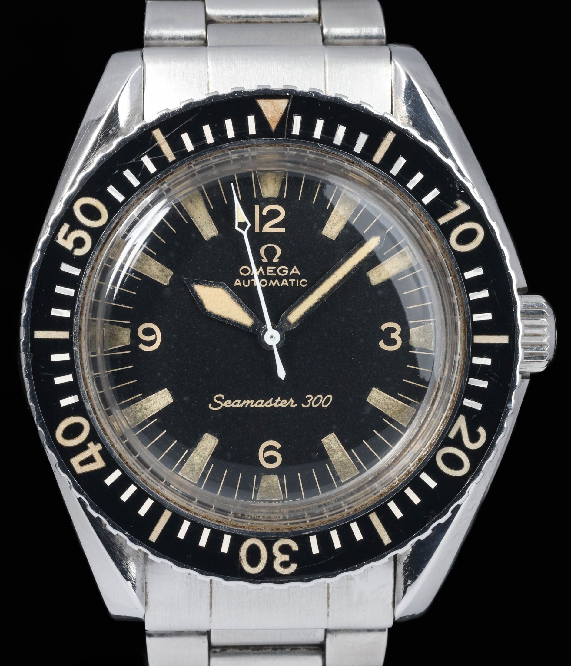 Preowned vintage Omega Seamaster 300 Reference 165.024 41mm 1960s | Crown Vintage Watches