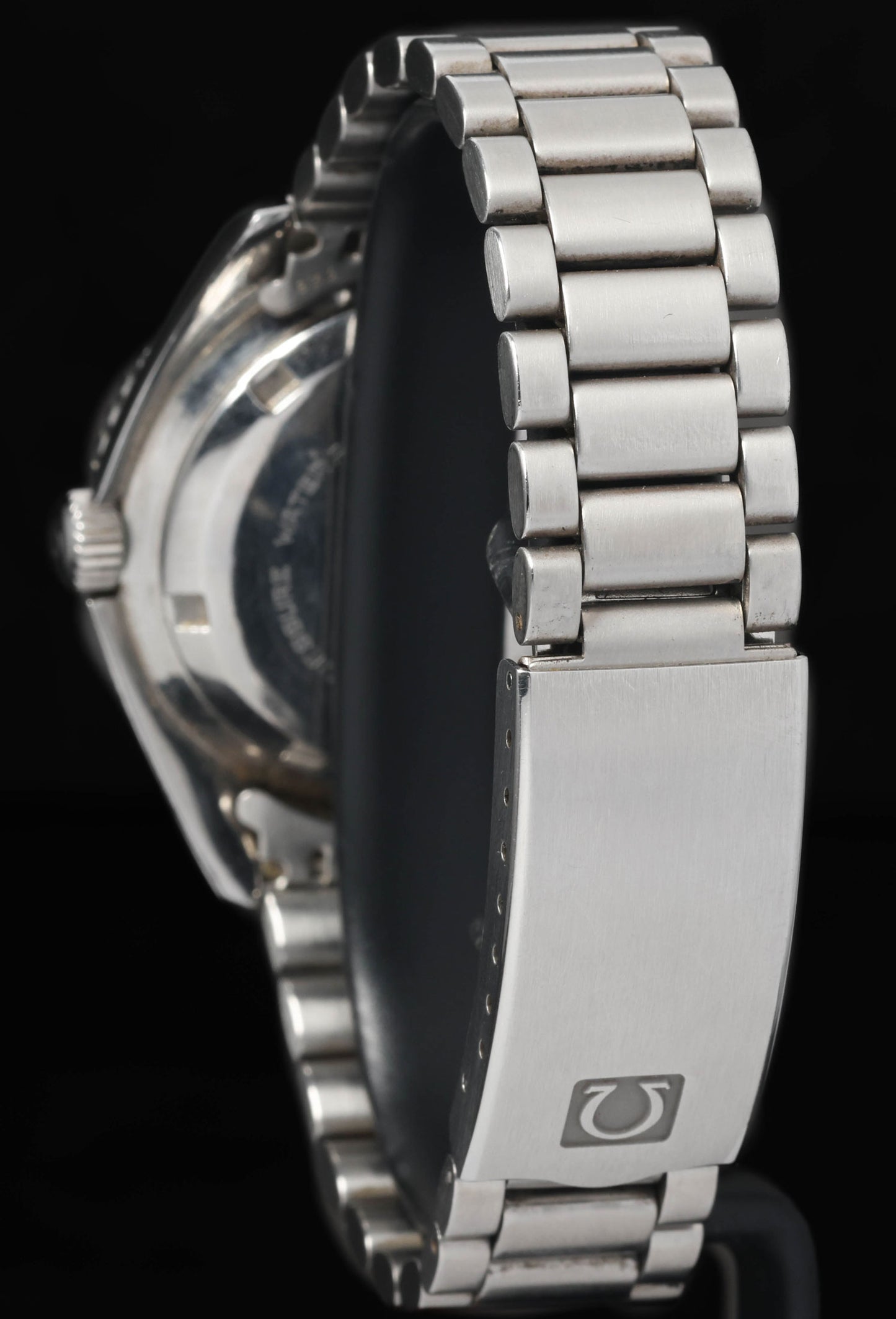 Preowned vintage Omega Seamaster 300 Reference 165.024 41mm 1960s | Crown Vintage Watches