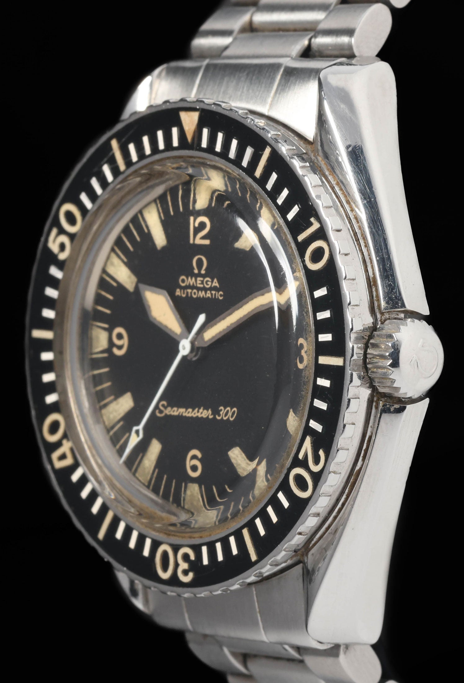 Preowned vintage Omega Seamaster 300 Reference 165.024 41mm 1960s | Crown Vintage Watches