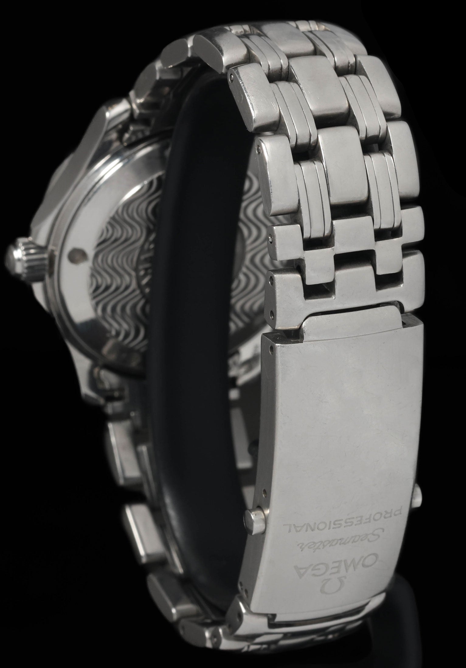 Pre-owned vintage Omega Seamaster 300m 'Ghost' Ref. 2561.80 36MM Circa 1990s | Crown Vintage Watches