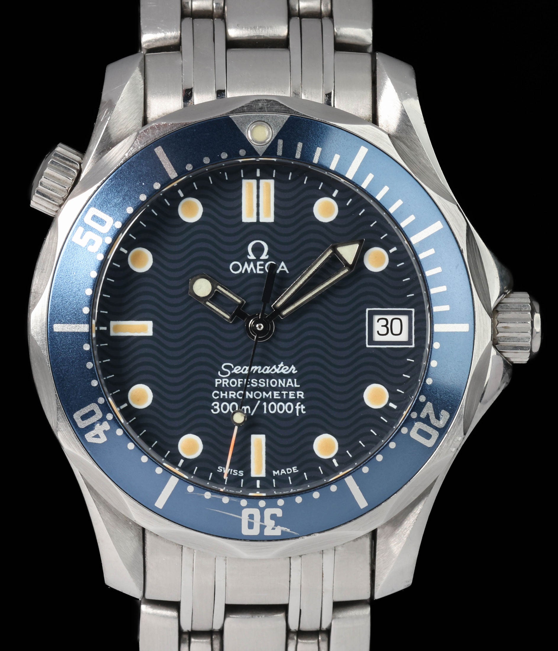Pre-owned vintage Omega Seamaster Professional 300M 2551.80 36MM Circa 1990 | Crown Vintage Watches
