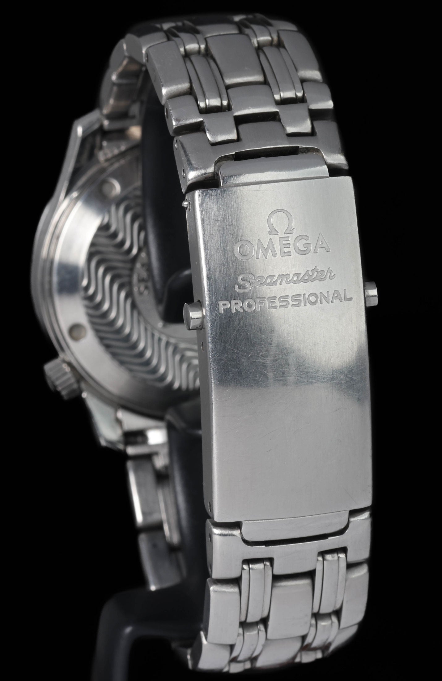 Pre-owned vintage Omega Seamaster Professional 300M 2551.80 36MM Circa 1990 | Crown Vintage Watches