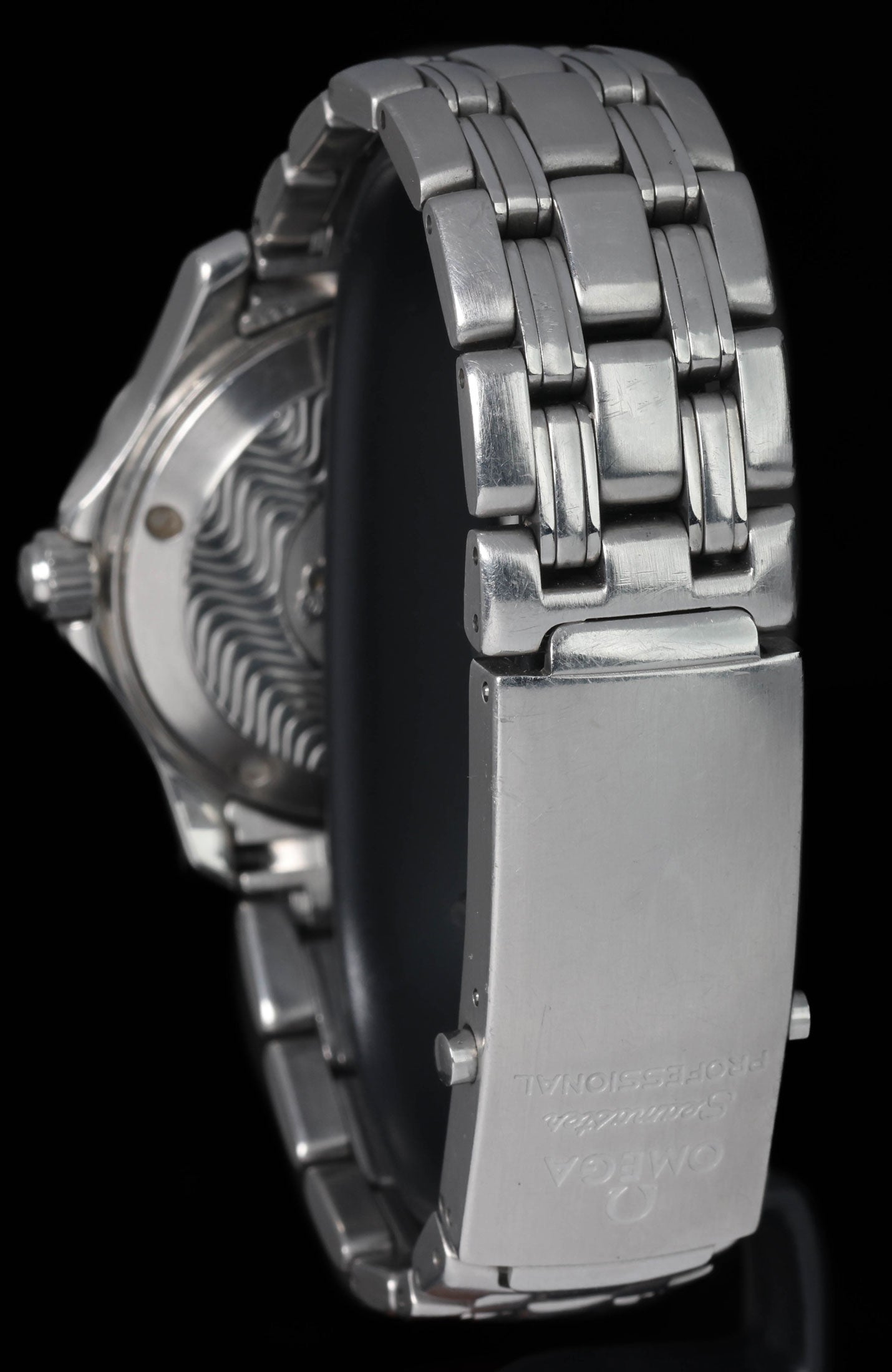 Pre-owned vintage Omega Seamaster Professional 300M 2551.80 36MM Circa 1990 | Crown Vintage Watches