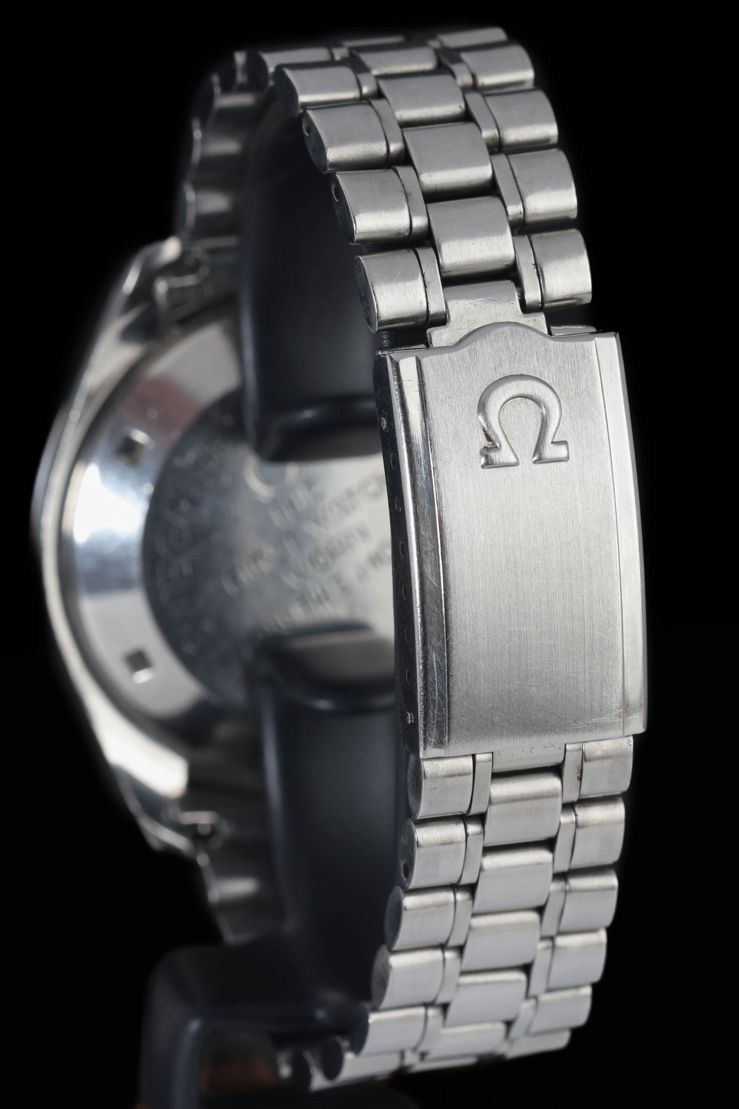 Pre-owned vintage Omega Speedmaster 145.022-69ST 42mm Circa 1971 | Crown Vintage Watches