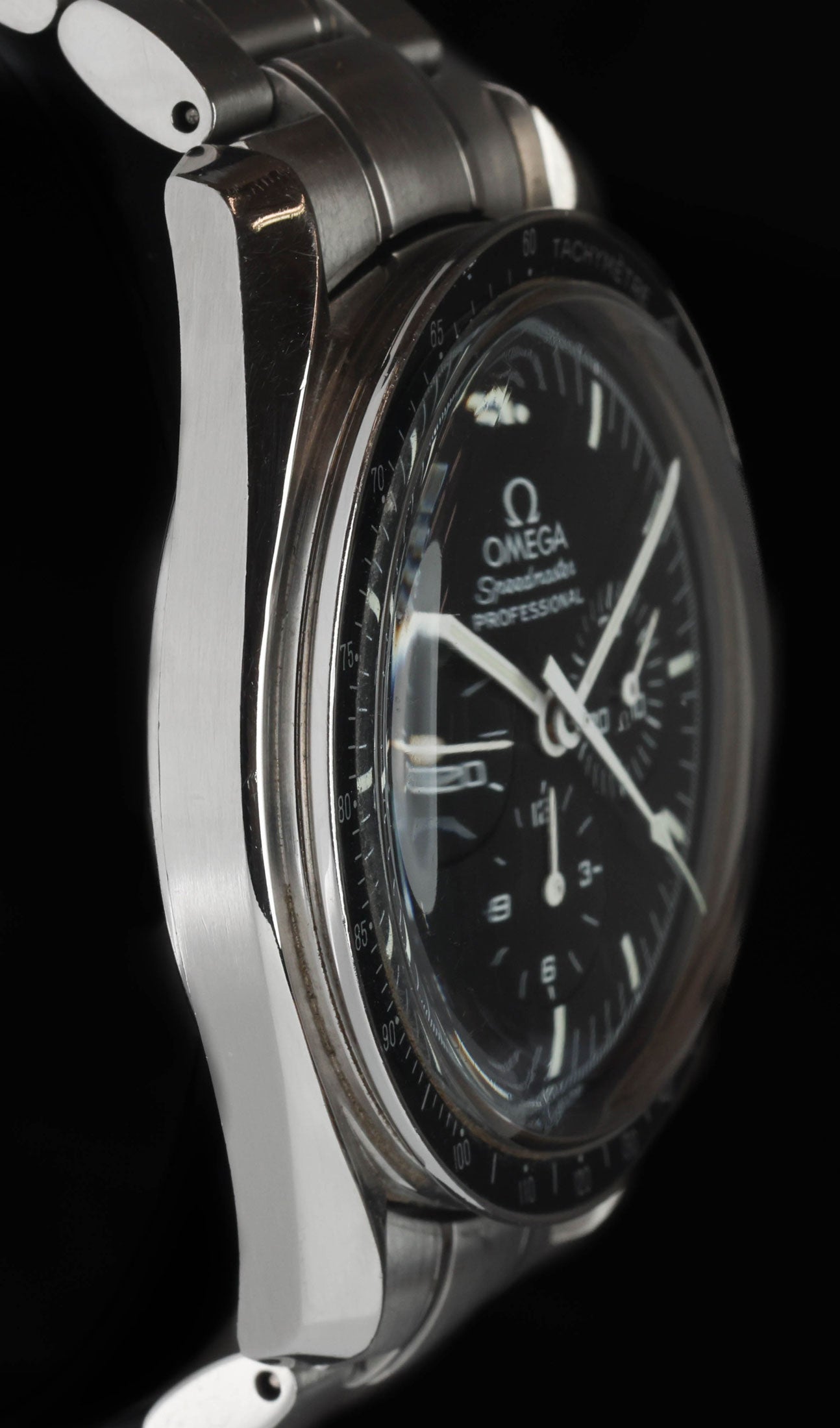 Pre-owned vintage Omega Speedmaster 42MM 3572.50 Circa 1990s | Box & Papers | Crown Vintage Watches