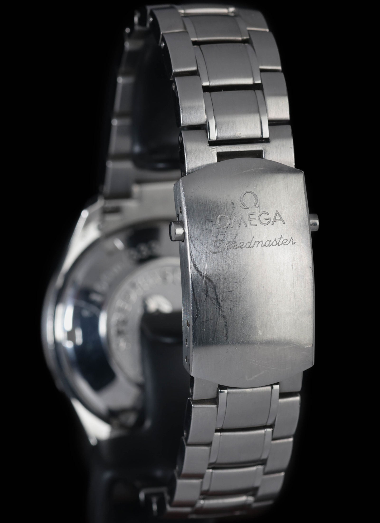 Pre-owned vintage Omega Speedmaster Date Ref 3210.50 40MM 2007 Box & Papers | Crown Vintage Watches