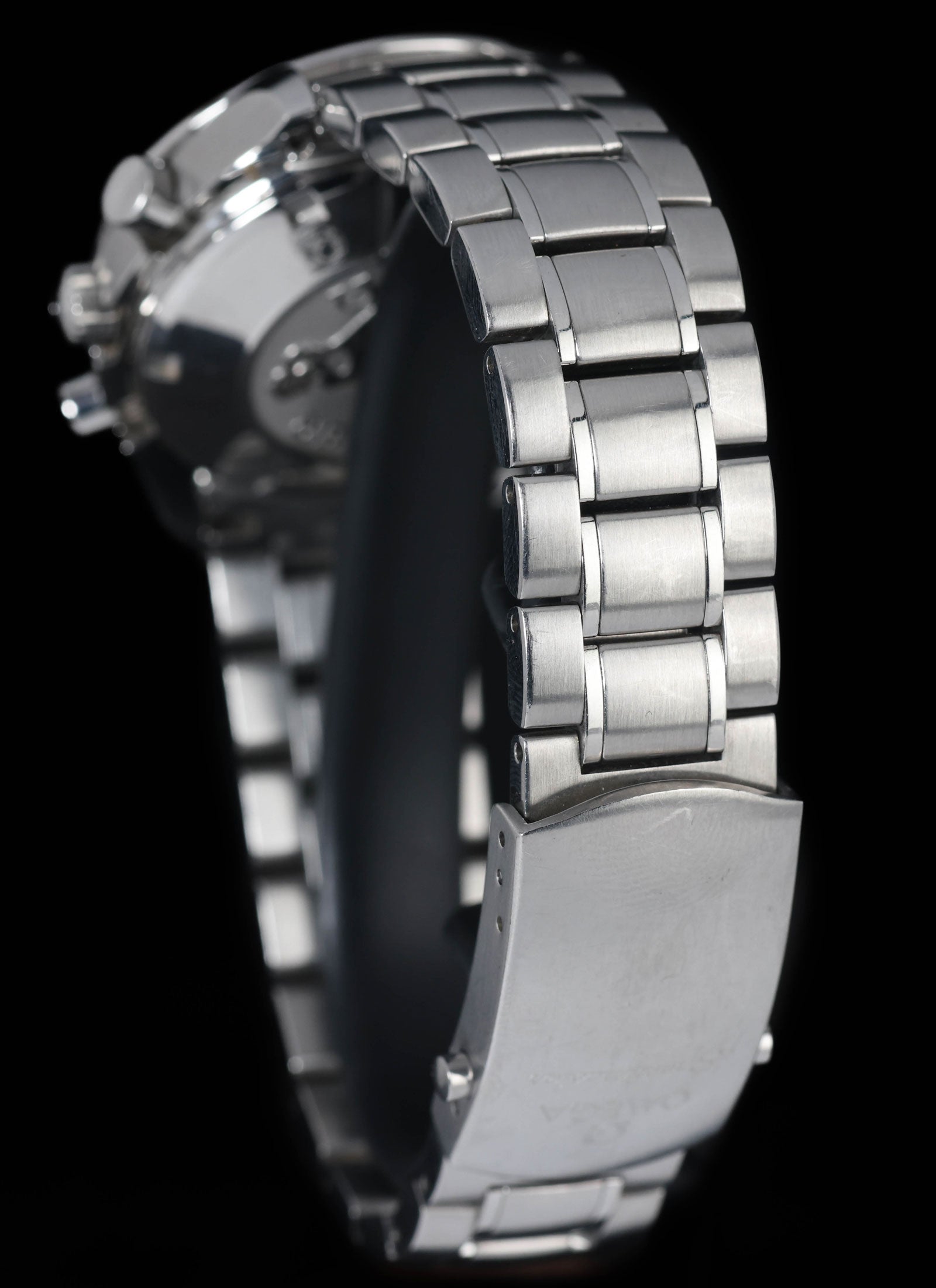 Pre-owned vintage Omega Speedmaster Date Ref 3210.50 40MM 2007 Box & Papers | Crown Vintage Watches